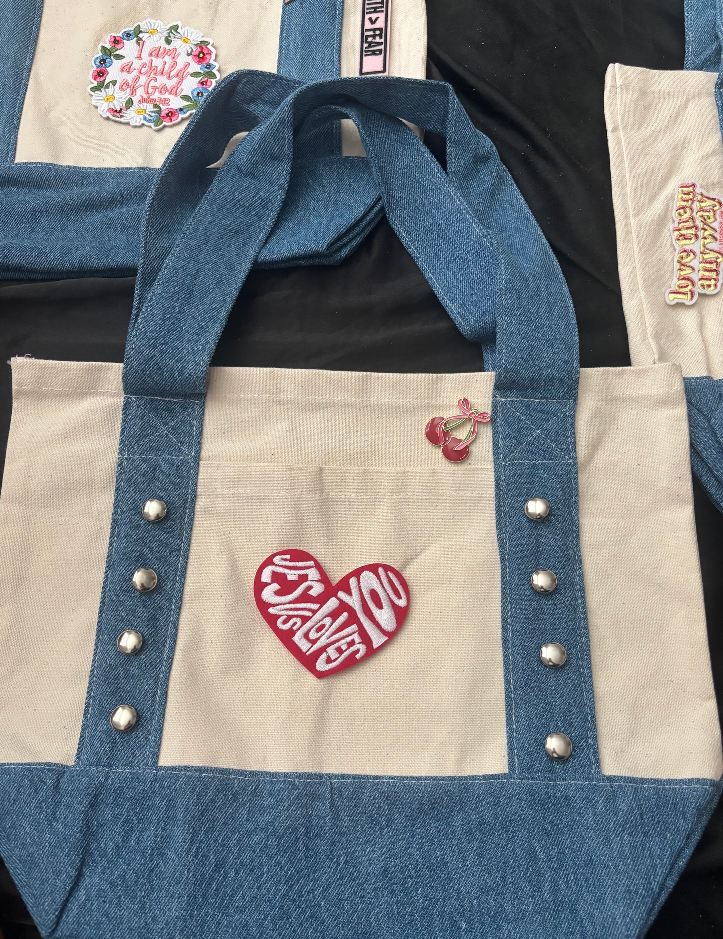 Mini Jesus Loves You tote